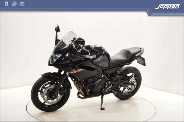 Yamaha XJ6 (0) thumbnail 5