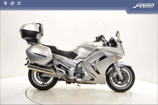 Yamaha FJR1300 (0) thumbnail 1