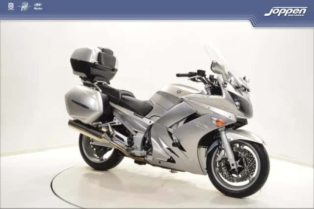 Yamaha FJR1300 (0) thumbnail 2