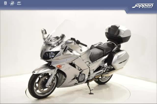Yamaha FJR1300 (0) thumbnail 5