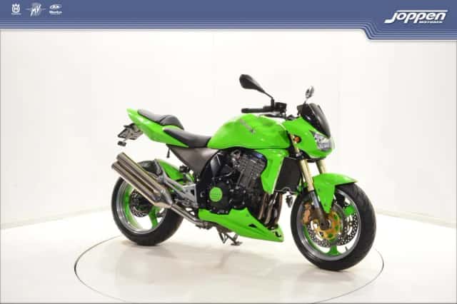 Kawasaki Z1000 (0) thumbnail 2