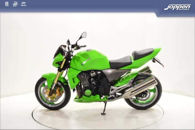 Kawasaki Z1000 (0) thumbnail 6