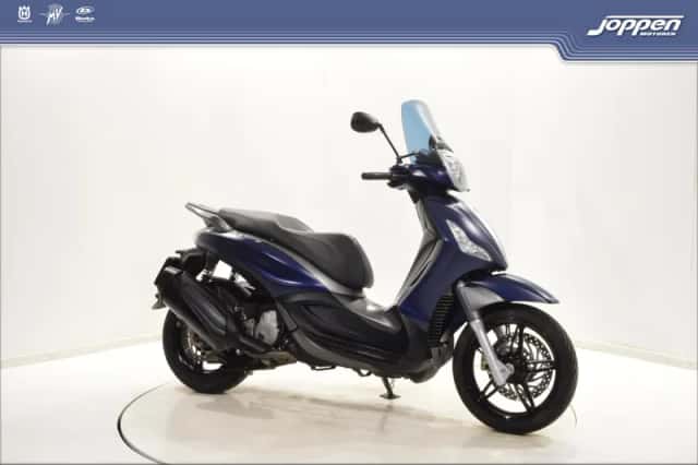 Piaggio Beverly 350 Sport (0) thumbnail 2