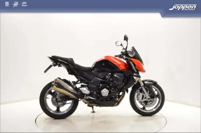 Kawasaki Z1000 (0) thumbnail 1