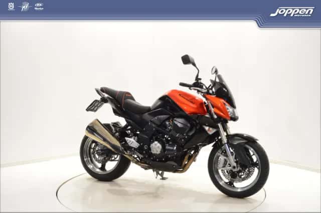 Kawasaki Z1000 (0) thumbnail 2