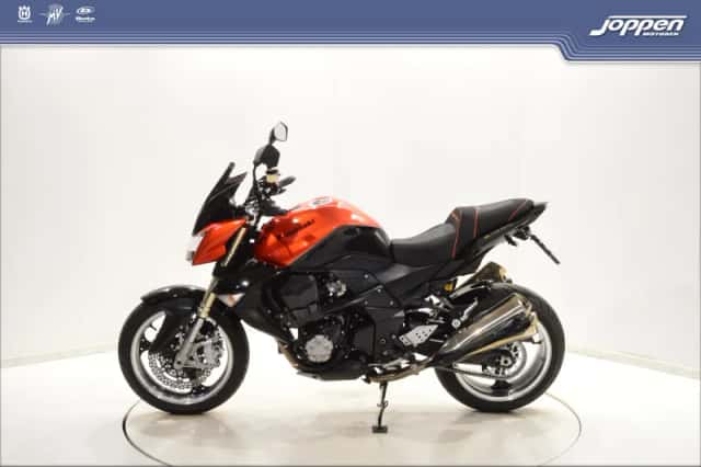 Kawasaki Z1000 (0) thumbnail 6