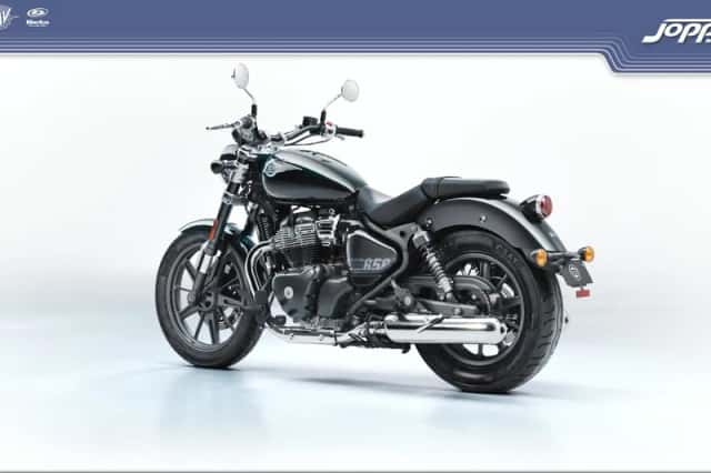 Royal Enfield Super Meteor 650 (2026) thumbnail 3