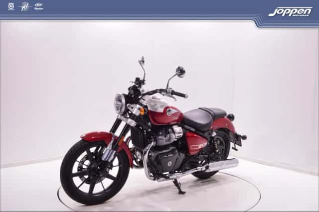 Royal Enfield SuperMeteor650 Celestial (0) thumbnail 5