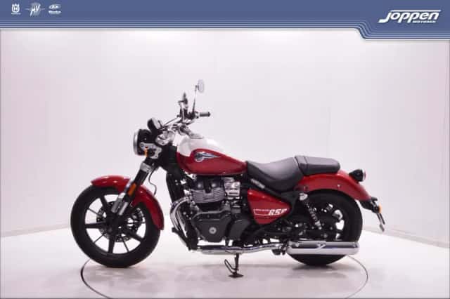 Royal Enfield SuperMeteor650 Celestial (0) thumbnail 6