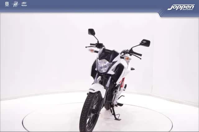 Honda CB 125 F (0) thumbnail 4