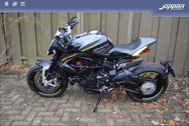 MV Agusta Dragster 800 RR (0) thumbnail 2