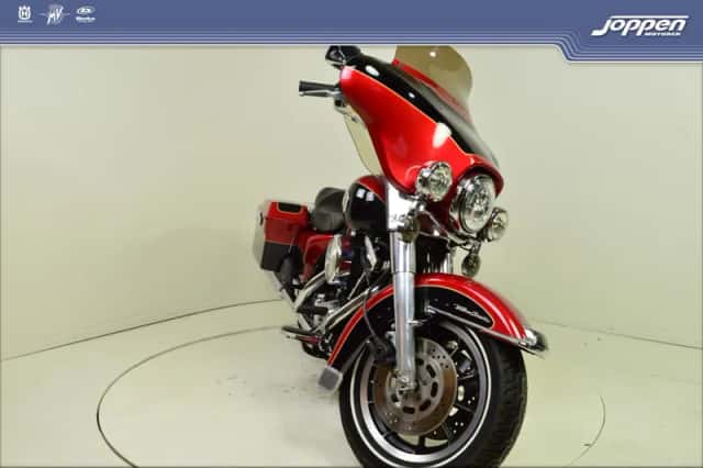 Harley-Davidson Electra Glide (0) thumbnail 3