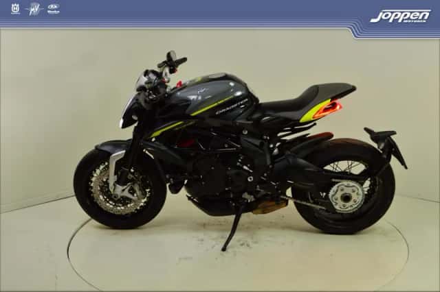 MV Agusta Dragster 800 RR (0) thumbnail 6