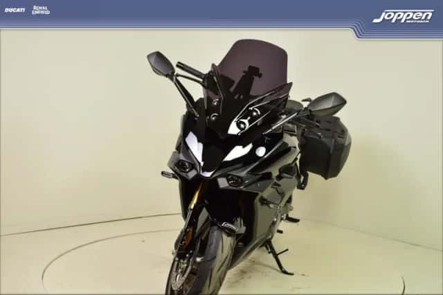 Suzuki GSX-S1000GT (0) thumbnail 4