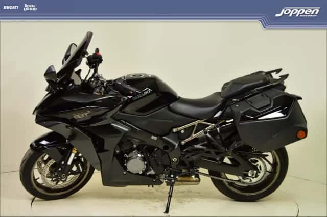 Suzuki GSX-S1000GT (0) thumbnail 6