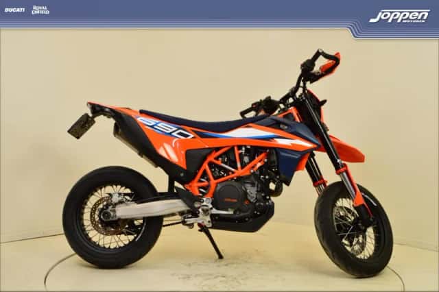 KTM 690 SMC (0) thumbnail 1