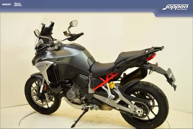 Ducati Multistrada V4S (0) thumbnail 6