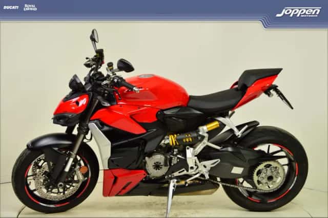 Ducati Streetfighter V2 (2023) thumbnail 6