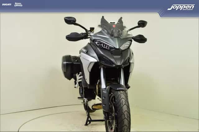 Ducati Multistrada V4S (2026) thumbnail 3
