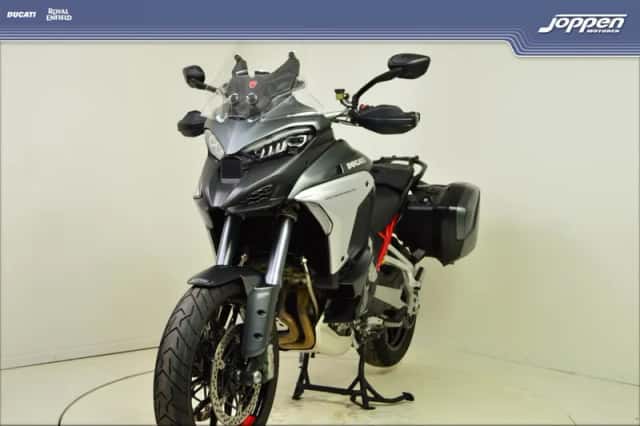 Ducati Multistrada V4S (2026) thumbnail 4