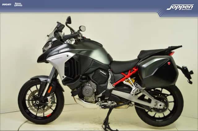 Ducati Multistrada V4S (2026) thumbnail 6