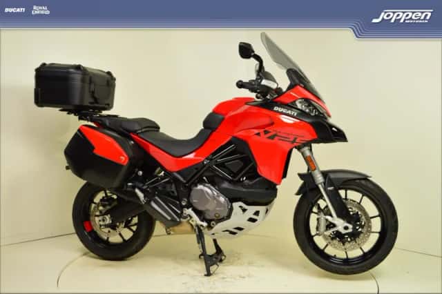 Ducati Multistrada V2 S (2023) thumbnail 1