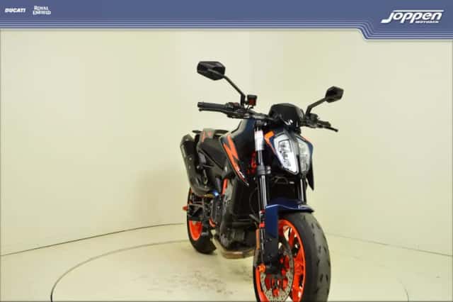 KTM 890 Duke (2026) thumbnail 3