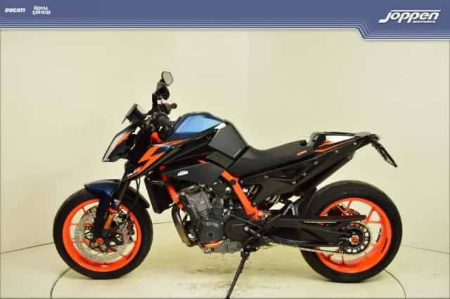 KTM 890 Duke (2026) thumbnail 6