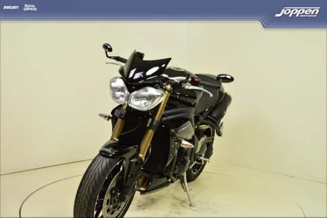 Triumph Speed Triple 1050 (0) thumbnail 4