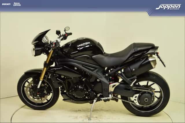 Triumph Speed Triple 1050 (0) thumbnail 6
