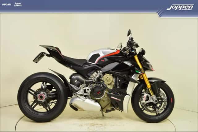 Ducati Streetfighter V4 SP (2023) thumbnail 1
