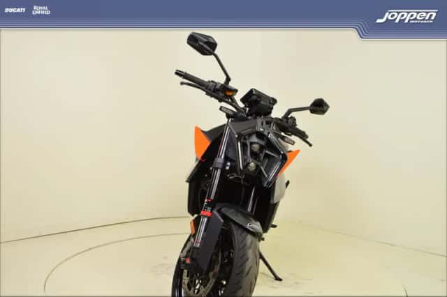 KTM 990 Duke (2026) thumbnail 4