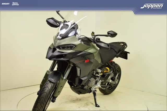 Ducati Multistrada V2 S (2025) thumbnail 5