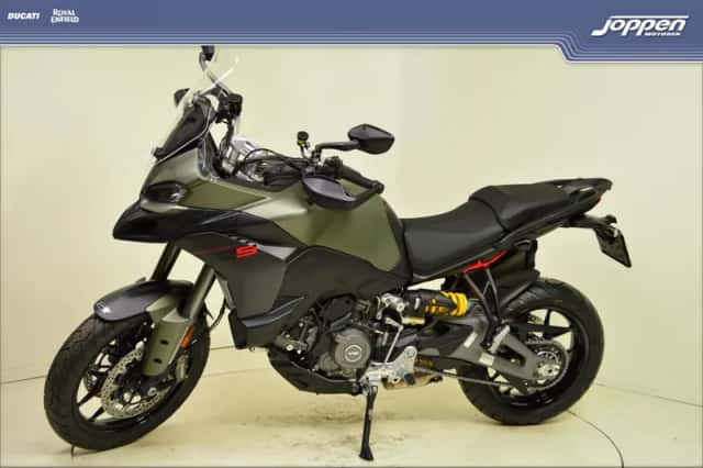 Ducati Multistrada V2 S (2025) thumbnail 6