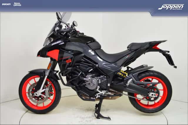 Ducati Multistrada V2 S (2024) thumbnail 6