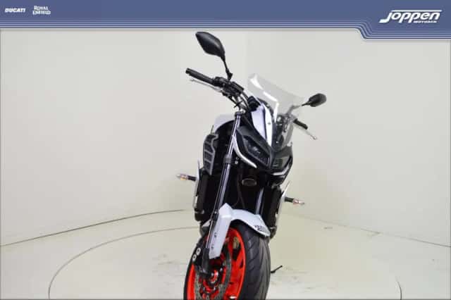 Yamaha MT-09 (2019) thumbnail 4