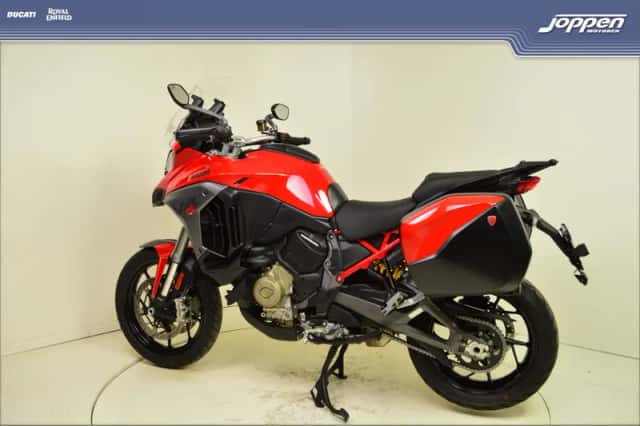 Ducati Multistrada V4S (2025) thumbnail 6