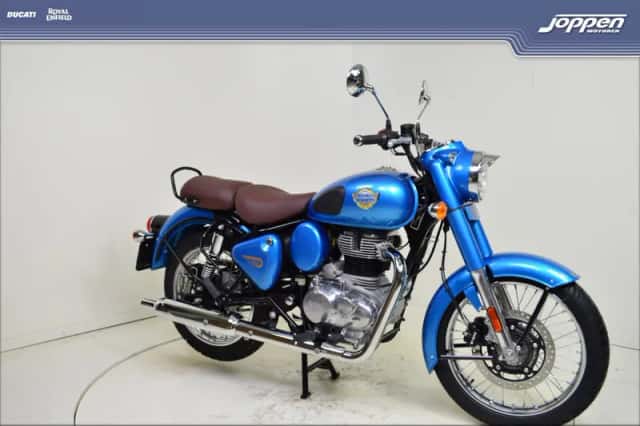 Royal Enfield Classic 350 (2025) thumbnail 2