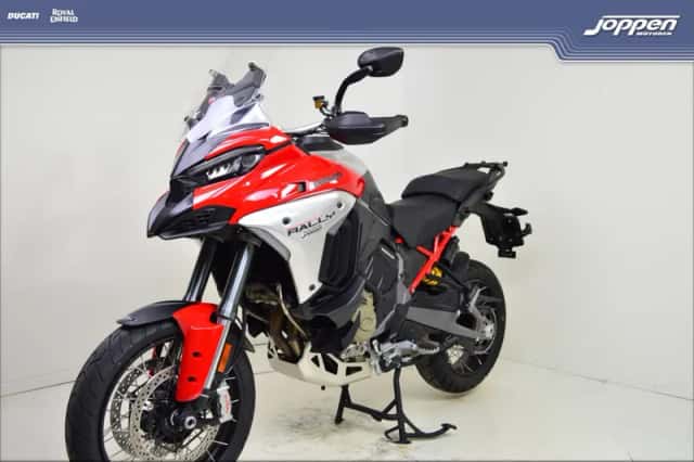 Ducati Multistrada V4S (2026) thumbnail 5