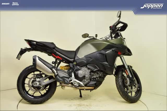 Ducati Multistrada V2 S (2026) thumbnail 1