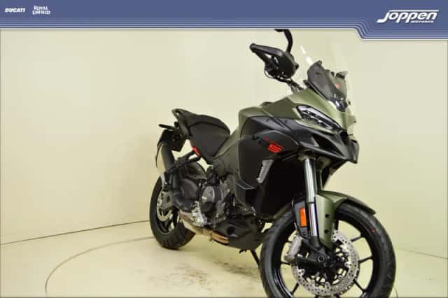 Ducati Multistrada V2 S (2026) thumbnail 3