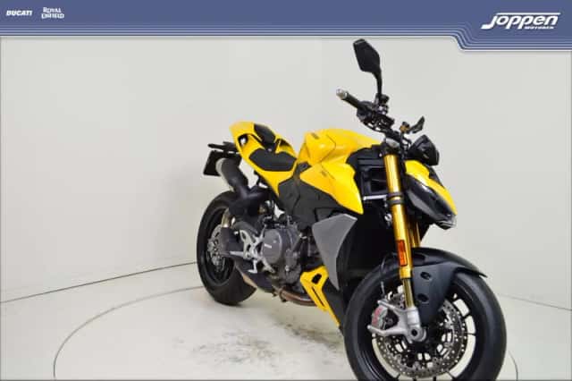 Ducati Streetfighter (2026) thumbnail 3