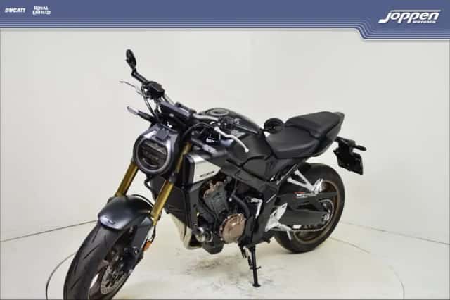 Honda CB650R (2025) thumbnail 5
