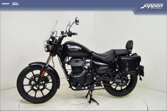 Royal Enfield Meteor 350 (2023) thumbnail 6