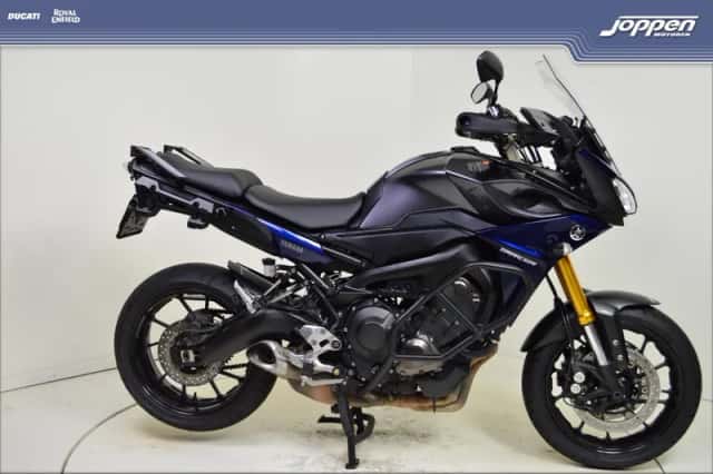 Yamaha Tracer 900 (2016) thumbnail 1