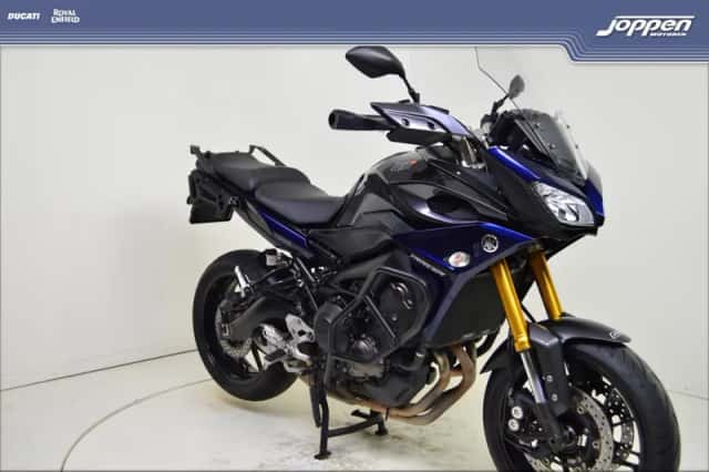Yamaha Tracer 900 (2016) thumbnail 2