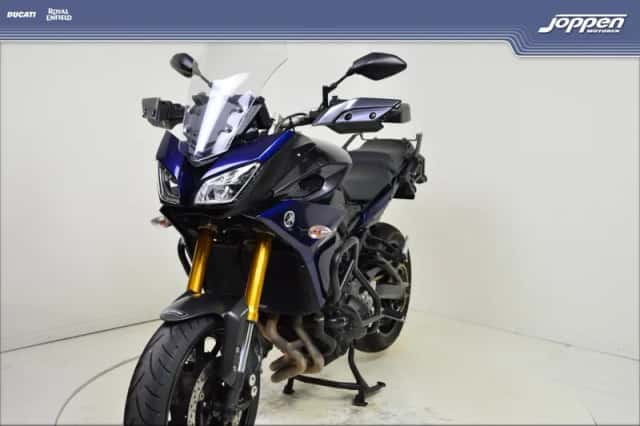 Yamaha Tracer 900 (2016) thumbnail 4