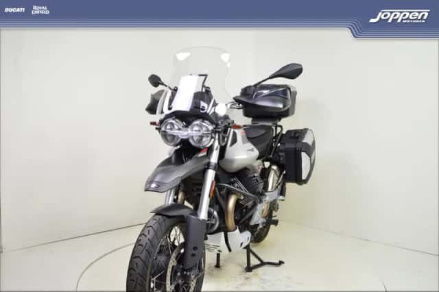 Moto Guzzi V85 TT (2023) thumbnail 4