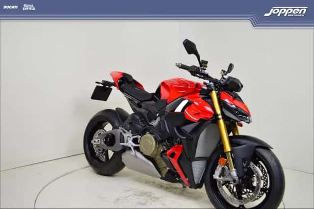 Ducati Streetfighter V4S (2026) thumbnail 2