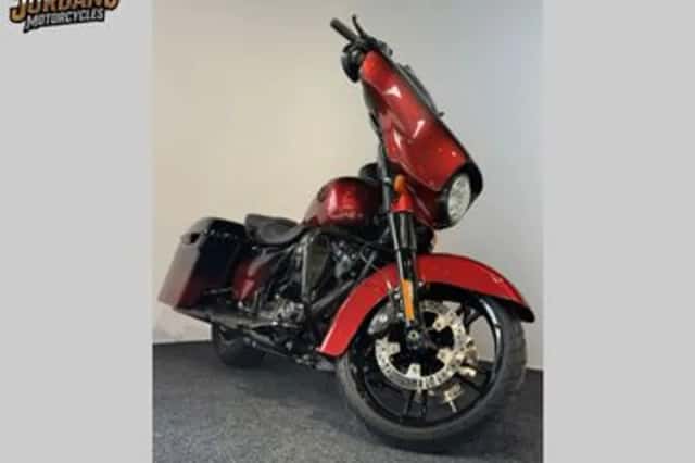 Harley-Davidson Street Glide Special Flhxs (2018) thumbnail 2